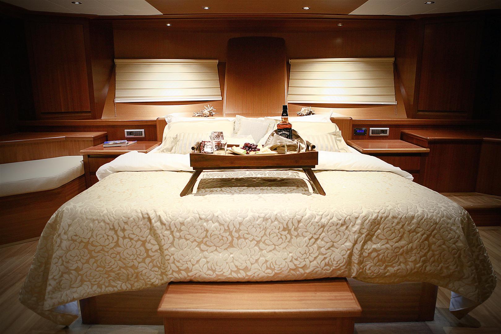 Кровать яхта